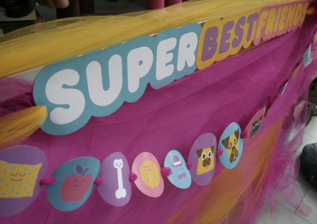 SUPER BEST FRIENDS!