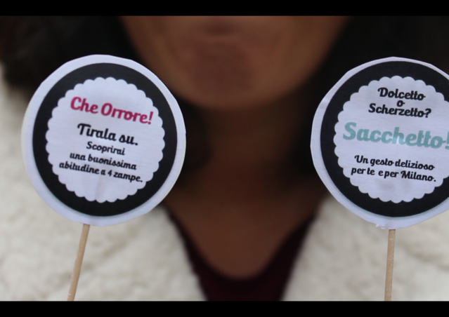 DOLCETTO O SCHERZETTO? SACCHETTO! La dog guerrilla di Kiki Pelosi per Milano.